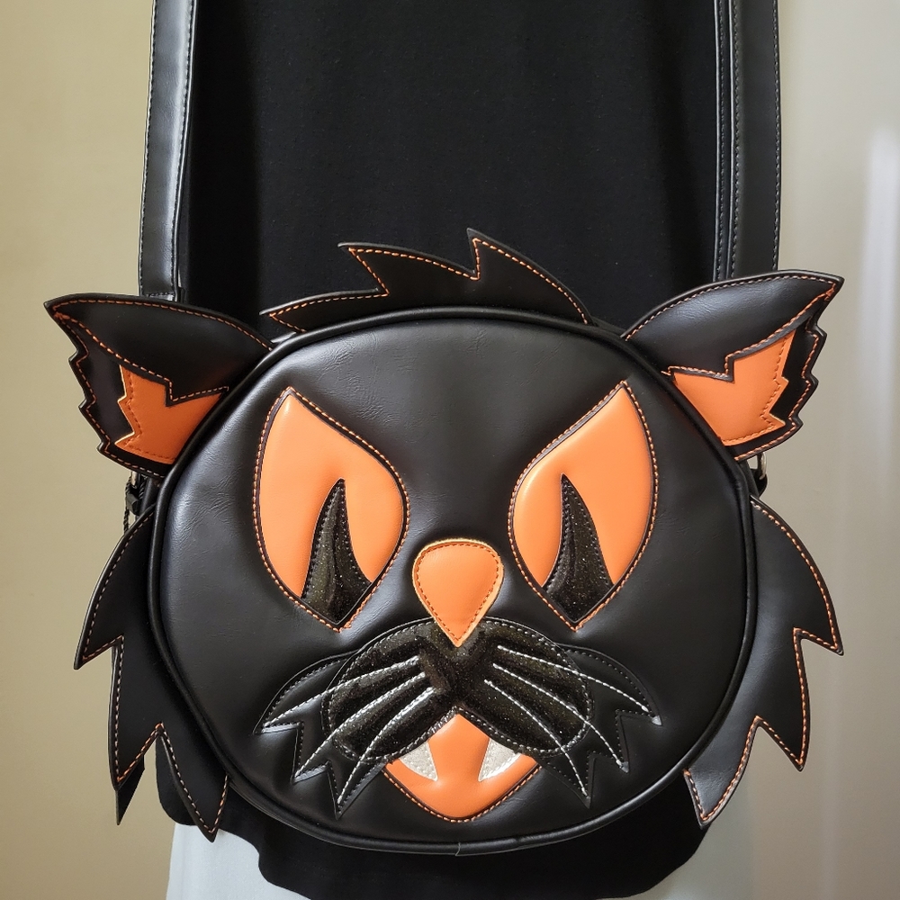 New Super Cute Crossbody Cat Bag made by Love Pain & Stitches. Spooky Crossbody